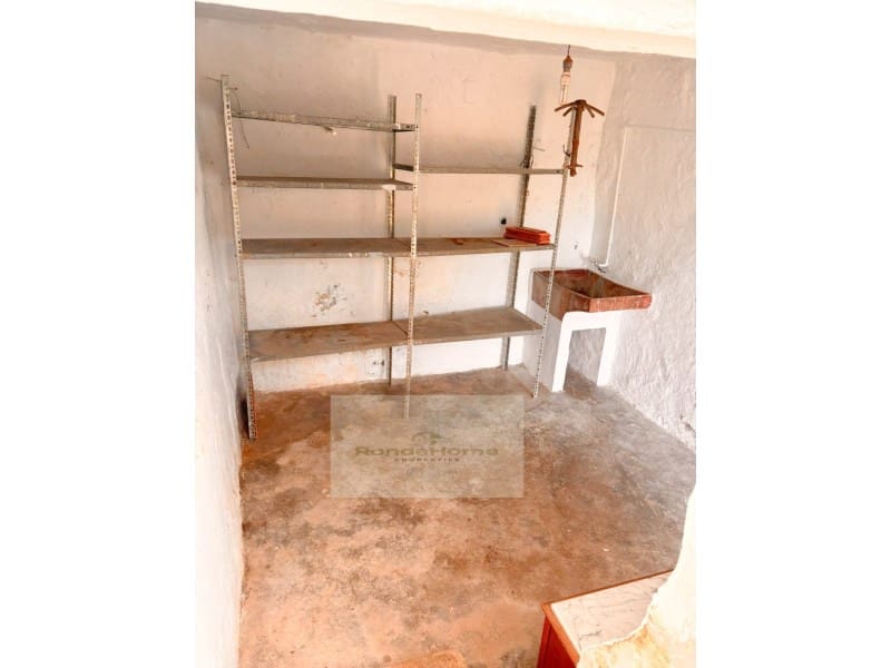 3 soveværelse Byhus til salg i Yunquera med garage - € 73.000 (Ref: 9804234)