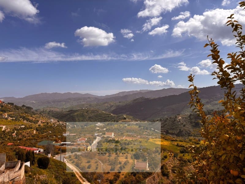 3 soveværelse Byhus til salg i Yunquera med garage - € 73.000 (Ref: 9804234)