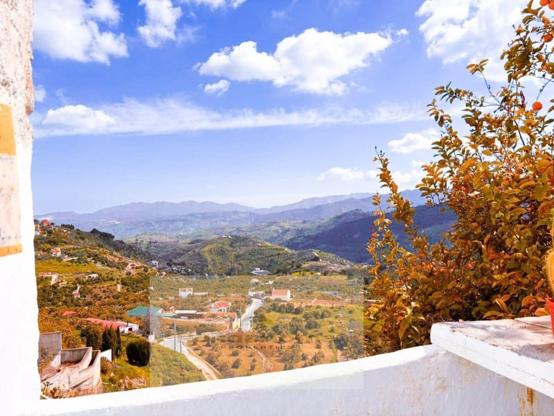 3 soveværelse Byhus til salg i Yunquera med garage - € 73.000 (Ref: 9804234)