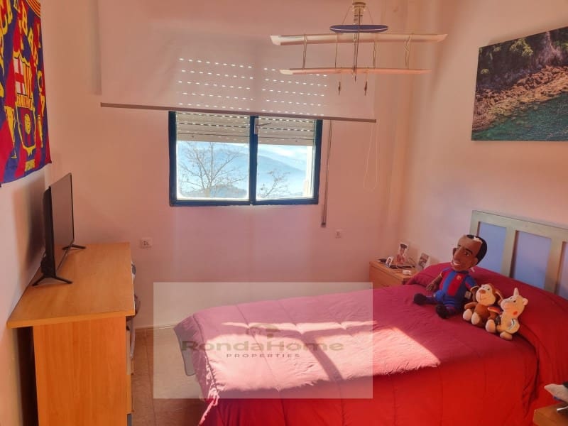 3 sypialnia Mieszkanie na sprzedaż w Cortes de la Frontera - 75 000 € (Ref: 9804235)