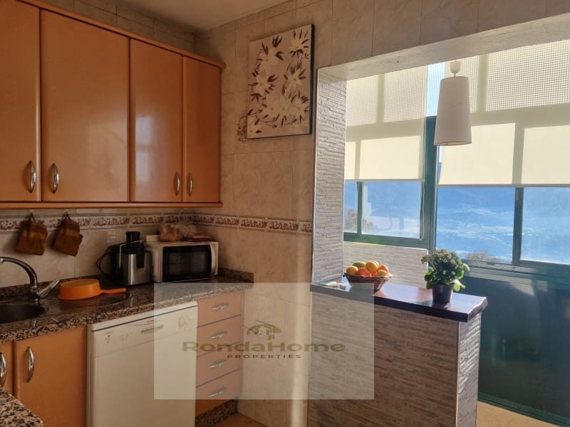 3 sypialnia Mieszkanie na sprzedaż w Cortes de la Frontera - 75 000 € (Ref: 9804235)