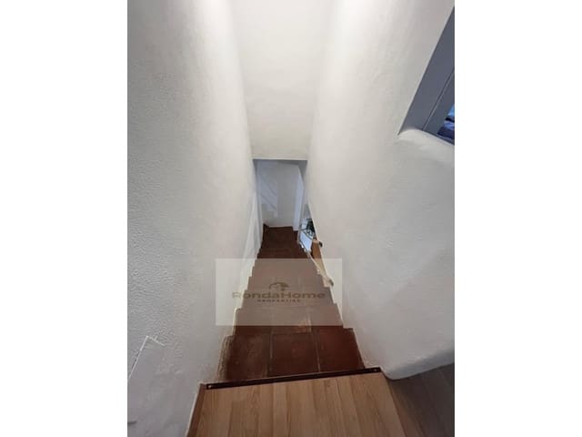 Casa de 2 habitaciones en Ronda en alquiler - 700 € (Ref: 9813798)