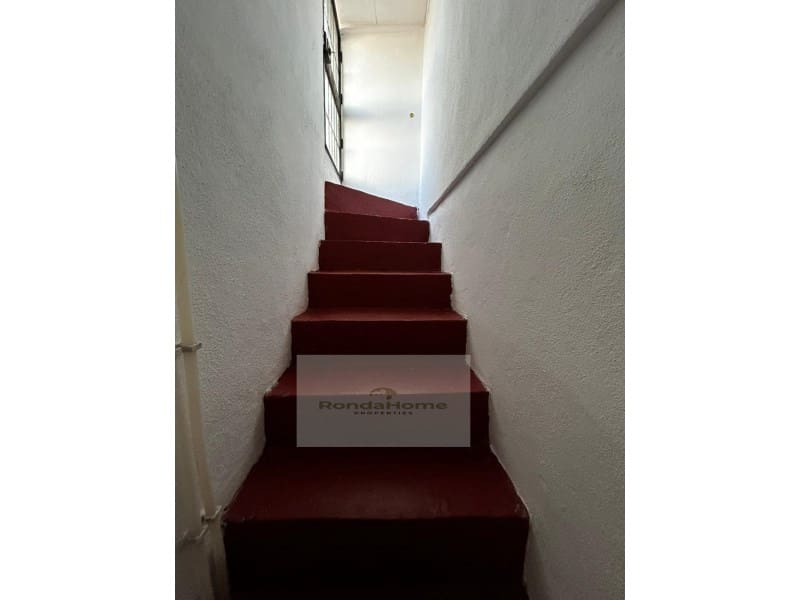 Casa de 2 habitaciones en Ronda en alquiler - 700 € (Ref: 9813798)