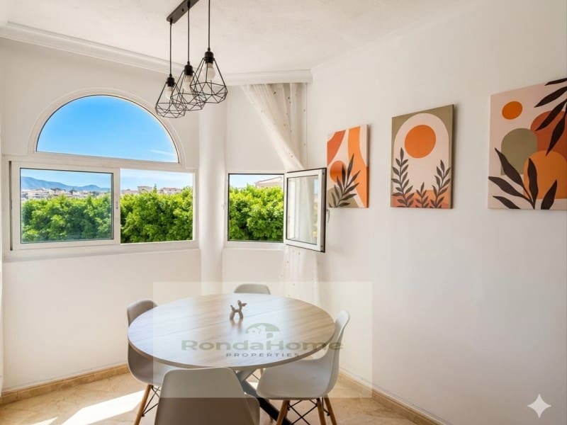 Piso de 3 habitaciones en Arroyo de la Miel en alquiler con garaje - 1.450 € (Ref: 9818078)