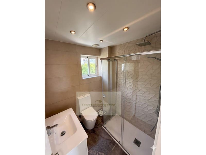 Piso de 3 habitaciones en Arroyo de la Miel en alquiler con garaje - 1.450 € (Ref: 9818078)