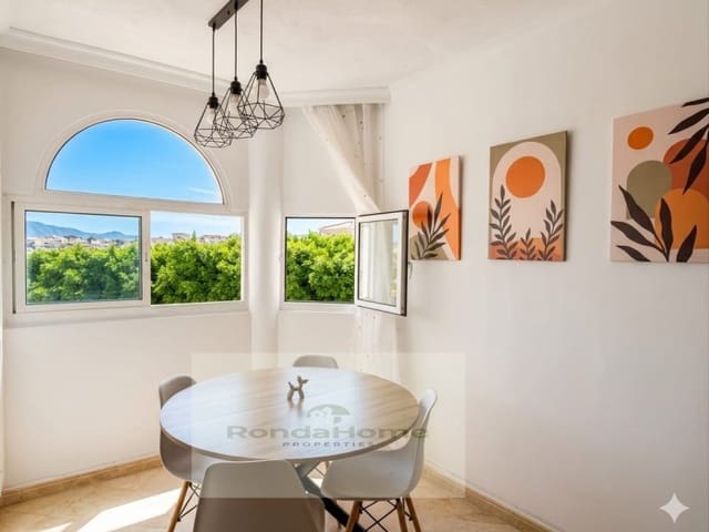 Piso de 3 habitaciones en Arroyo de la Miel, Benalmádena en alquiler con garaje - 1.450 € (Ref: 9818078)