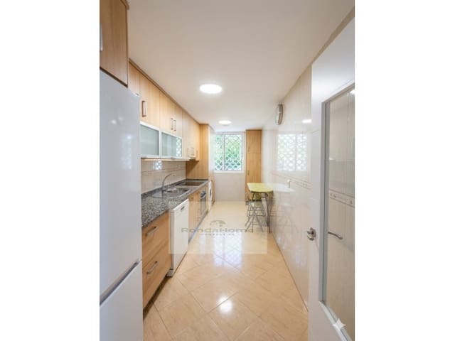 Piso de 3 habitaciones en Arroyo de la Miel, Benalmádena en alquiler con garaje - 1.450 € (Ref: 9818078)