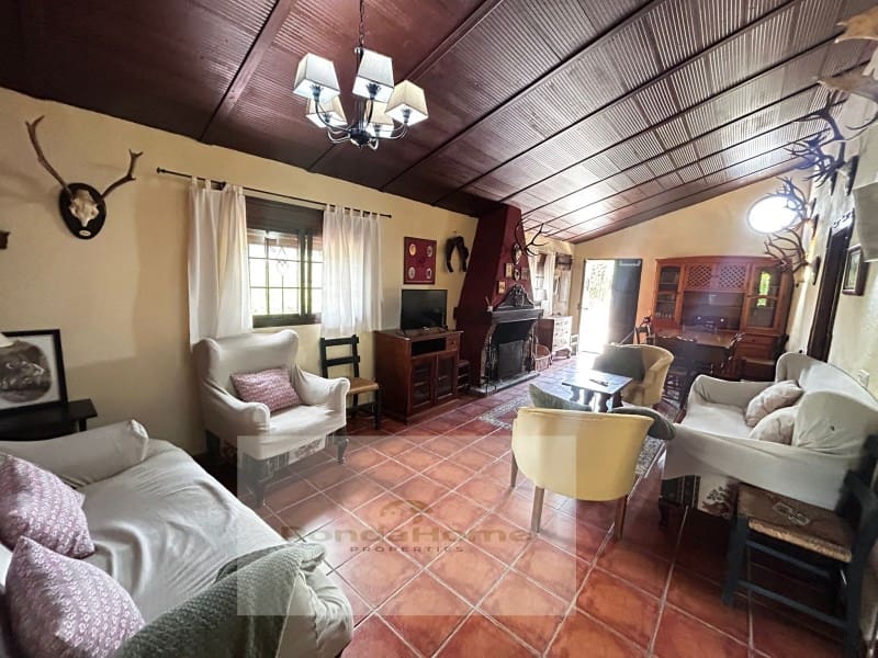 2 soverom Finca/Herregård til salgs i Ronda med svømmebasseng garasje - € 325 000 (Ref: 9820397)