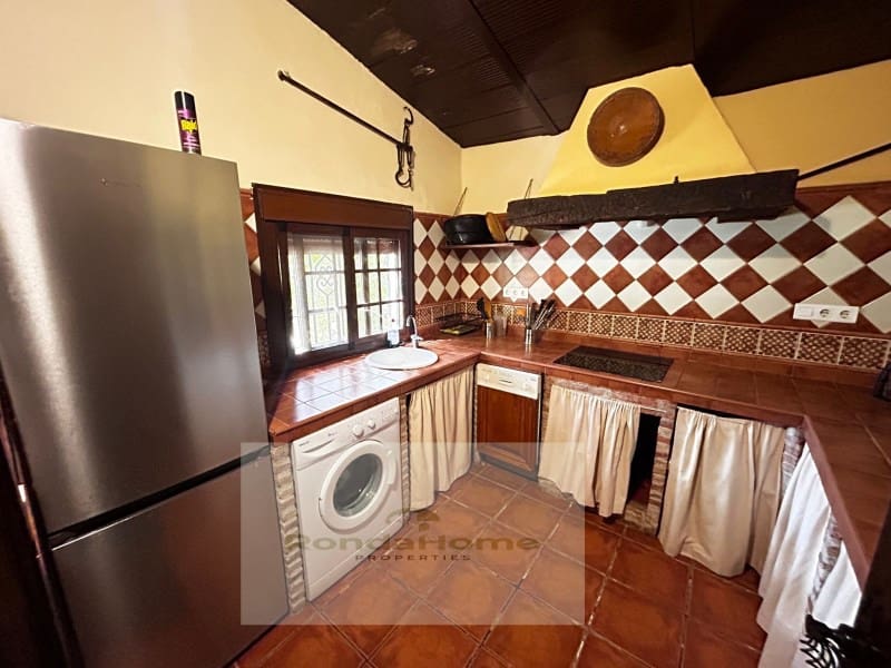 2 soverom Finca/Herregård til salgs i Ronda med svømmebasseng garasje - € 325 000 (Ref: 9820397)