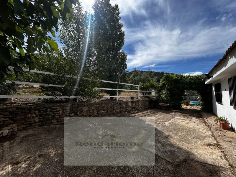 2 soverom Finca/Herregård til salgs i Ronda med svømmebasseng garasje - € 325 000 (Ref: 9820397)