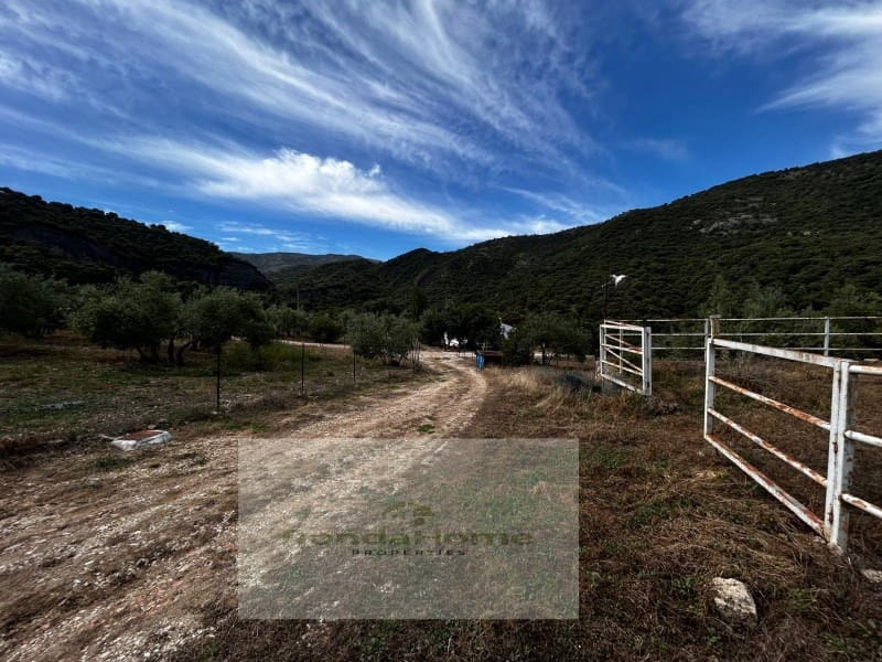 2 soverom Finca/Herregård til salgs i Ronda med svømmebasseng garasje - € 325 000 (Ref: 9820397)