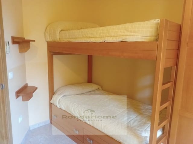 2 bedroom Flat for rent in Los Pacos, Fuengirola with pool garage - € 1,200 (Ref: 9826630)