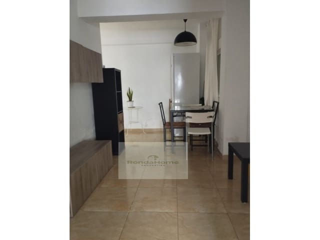 2 quarto Apartamento para arrendar em Torremolinos - 1 000 € (Ref: 9826632)