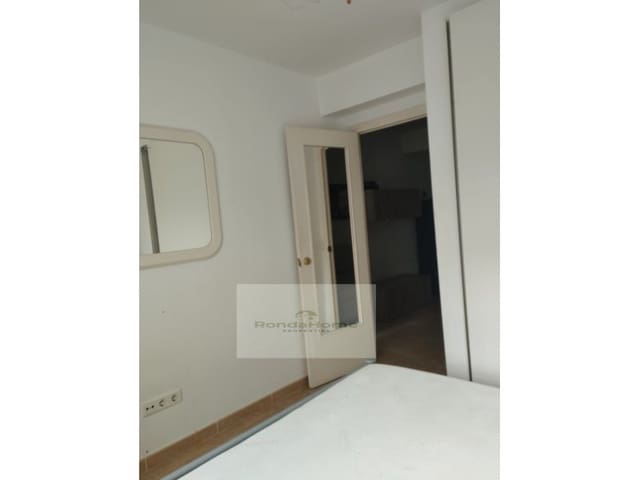 2 quarto Apartamento para arrendar em Torremolinos - 1 000 € (Ref: 9826632)