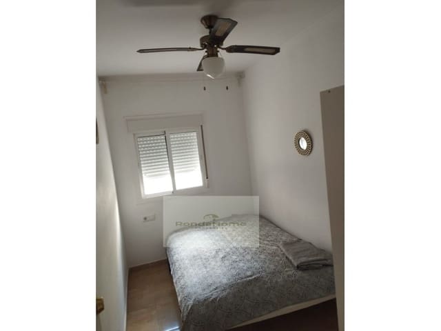 2 quarto Apartamento para arrendar em Torremolinos - 1 000 € (Ref: 9826632)