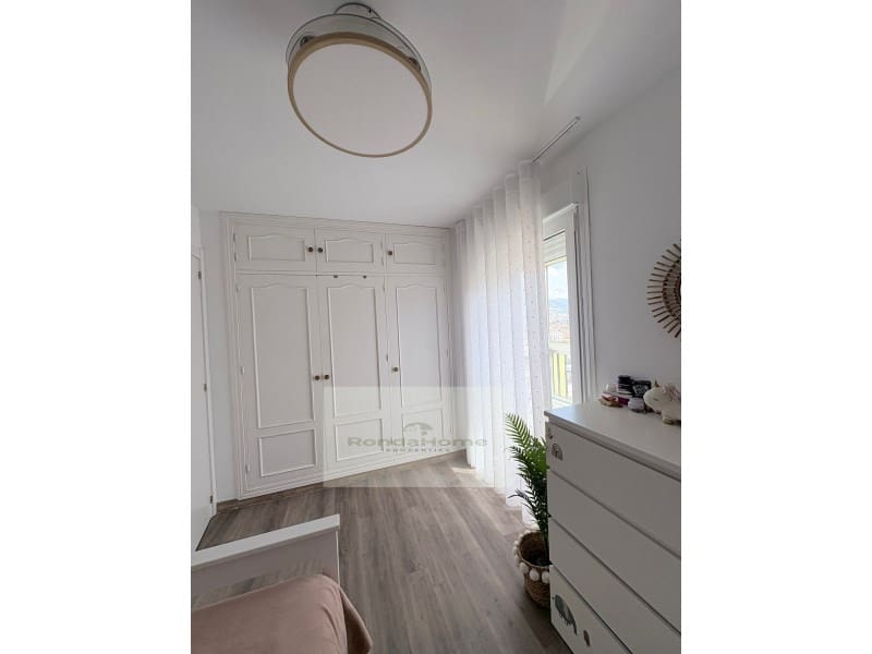 3 chambre Appartement à vendre à Fuengirola avec garage - 380 000 € (Ref: 9826633)