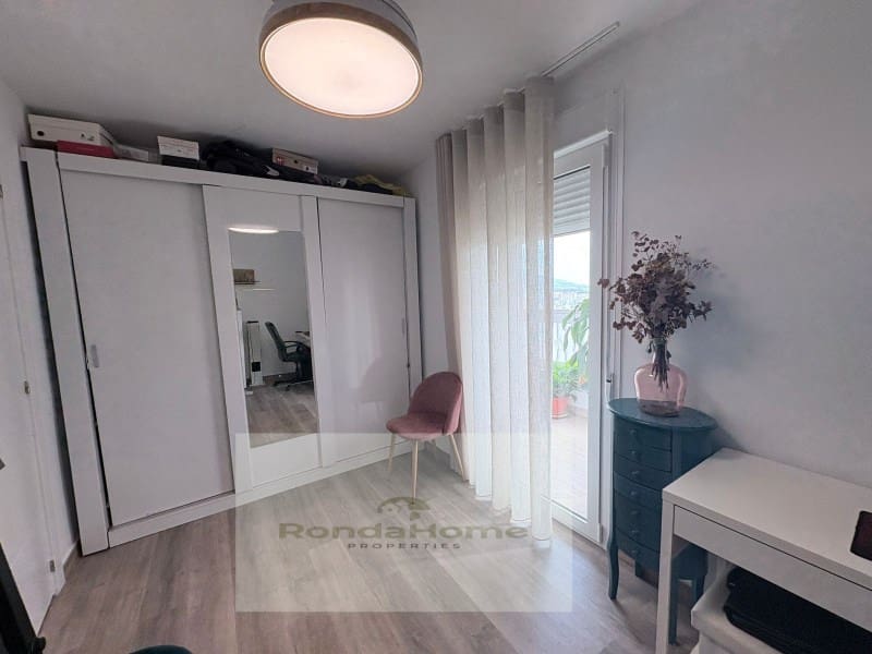 3 chambre Appartement à vendre à Fuengirola avec garage - 380 000 € (Ref: 9826633)
