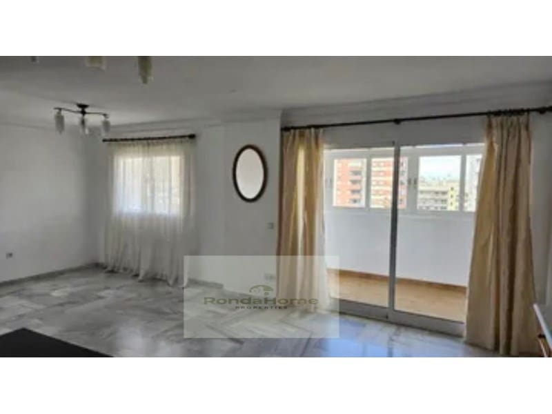 3 bedroom Flat for rent in Fuengirola with garage - € 1,300 (Ref: 9836570)