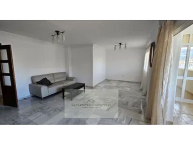 3 bedroom Flat for rent in Castillo Sohail, Fuengirola with garage - € 1,300 (Ref: 9836570)