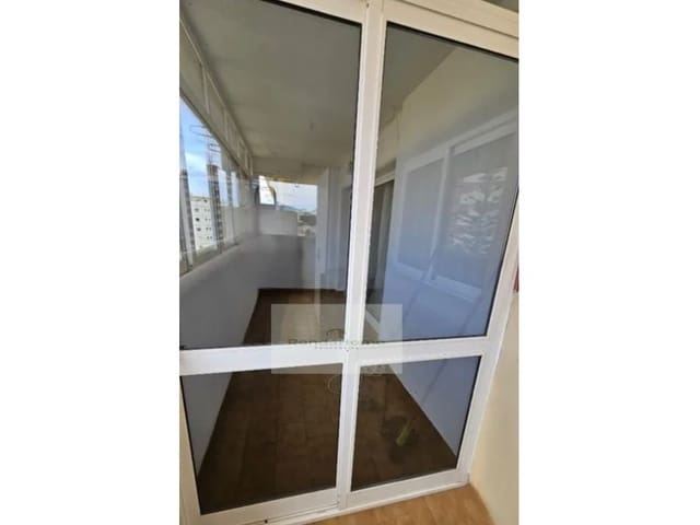 3 bedroom Flat for rent in Castillo Sohail, Fuengirola with garage - € 1,300 (Ref: 9836570)