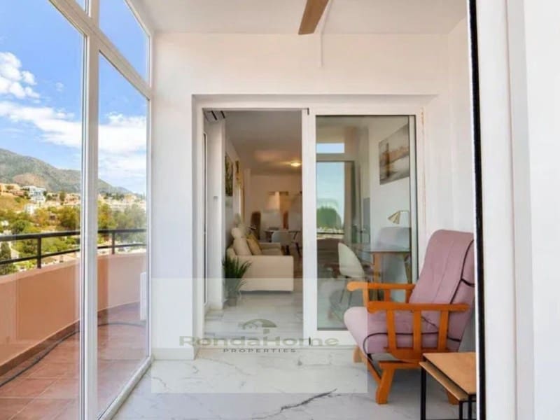 2 soverom Leilighet til salgs i Fuengirola med garasje - € 385 000 (Ref: 9836571)