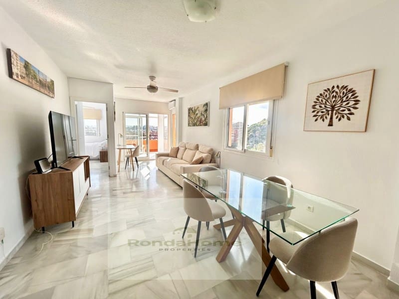 2 soverom Leilighet til salgs i Fuengirola med garasje - € 385 000 (Ref: 9836571)