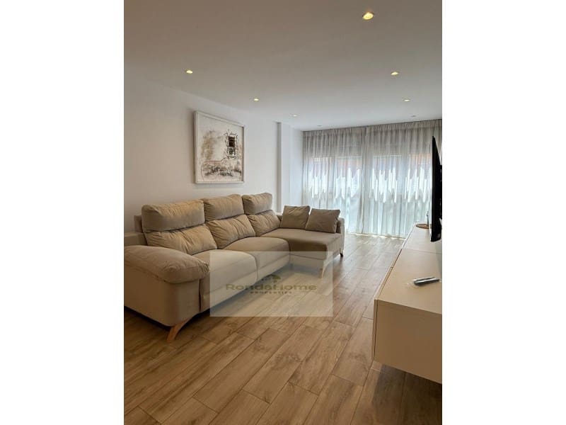 4 Zimmer Wohnung zu vermieten in Fuengirola mit Garage - 1.900 € (Ref: 9849625)