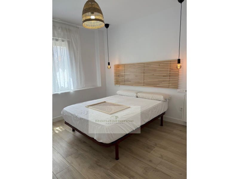4 Zimmer Wohnung zu vermieten in Fuengirola mit Garage - 1.900 € (Ref: 9849625)