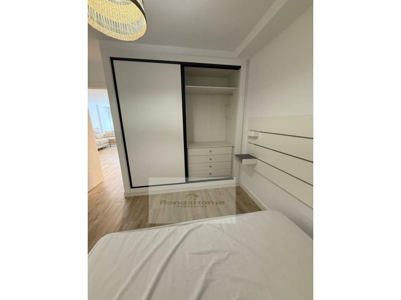 4 Zimmer Wohnung zu vermieten in Fuengirola mit Garage - 1.900 € (Ref: 9849625)