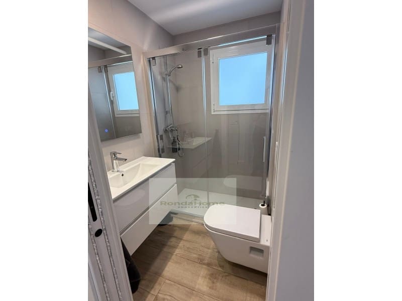 4 Zimmer Wohnung zu vermieten in Fuengirola mit Garage - 1.900 € (Ref: 9849625)