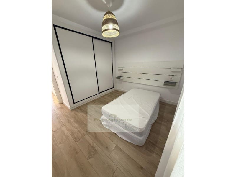 4 Zimmer Wohnung zu vermieten in Fuengirola mit Garage - 1.900 € (Ref: 9849625)