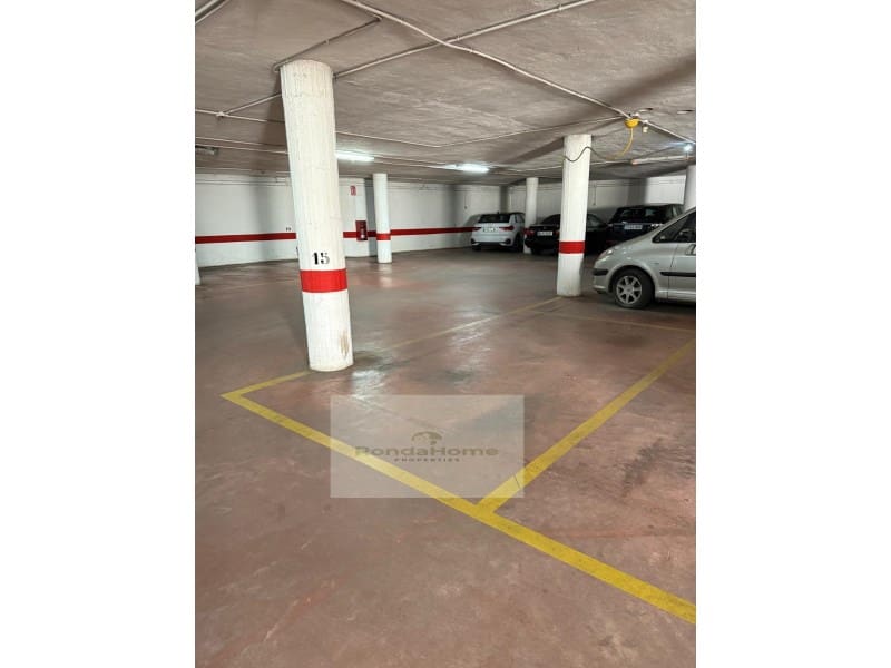 4 Zimmer Wohnung zu vermieten in Fuengirola mit Garage - 1.900 € (Ref: 9849625)