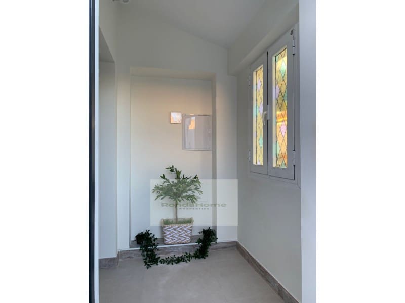 2 bedroom Villa for rent in Benalmadena with garage - € 2,290 (Ref: 9865116)