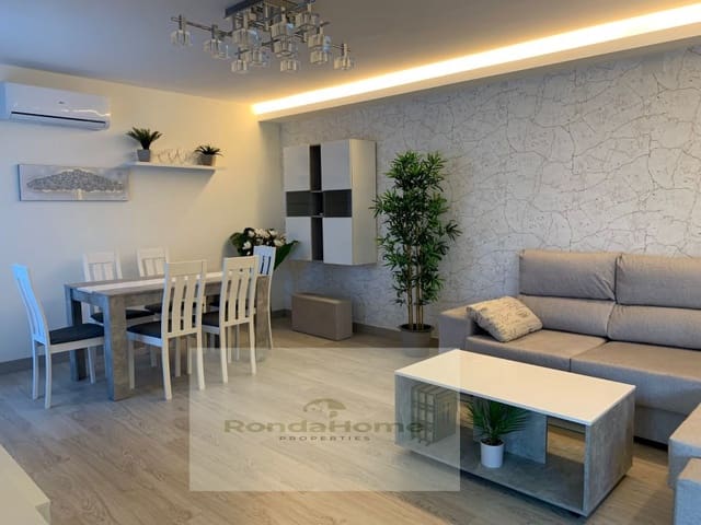 2 bedroom Villa for rent in Puerto Marina, Benalmádena with garage - € 2,290 (Ref: 9865116)