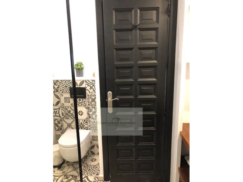 Piso de 2 habitaciones en New Golden Mile en alquiler con piscina - 1.300 € (Ref: 9878658)