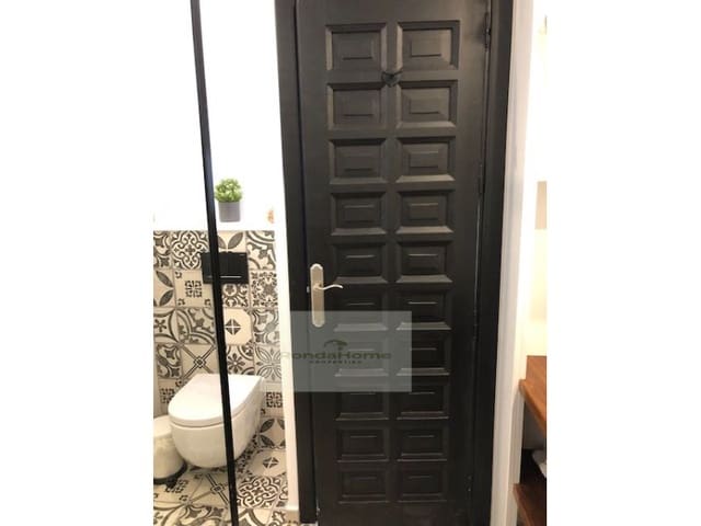 2 Zimmer Wohnung zu vermieten in Paraiso - Barronal, Estepona mit Pool - 1.300 € (Ref: 9878658)