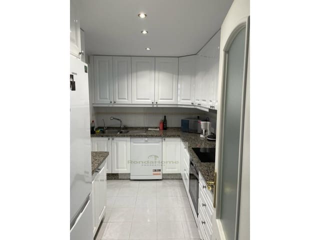 4 soverom Leilighet til leie i Rodeo Alto - Guadaiza - La Campana, Marbella med svømmebasseng garasje - € 2 000 (Ref: 9881806)