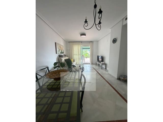 2 quarto Apartamento para arrendar em Nueva Andalucia, Marbella com piscina garagem - 2 200 € (Ref: 9892204)