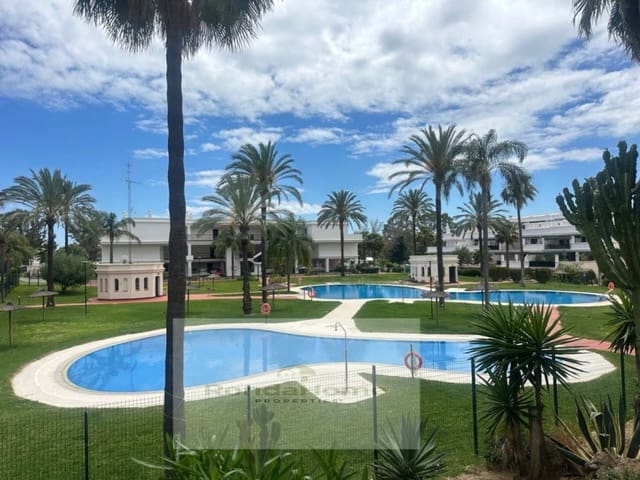 2 quarto Apartamento para arrendar em Nueva Andalucia, Marbella com piscina garagem - 2 200 € (Ref: 9892204)