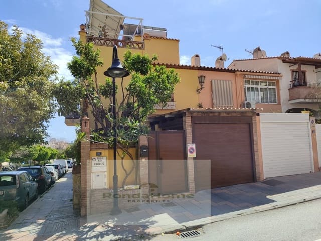 3 soveværelse Villa til leje i Los Rios, Mijas med swimmingpool garage - € 1.950 (Ref: 9901267)