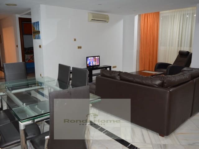 Piso de 2 habitaciones en Torremolinos en alquiler con piscina - 1.400 € (Ref: 9901268)
