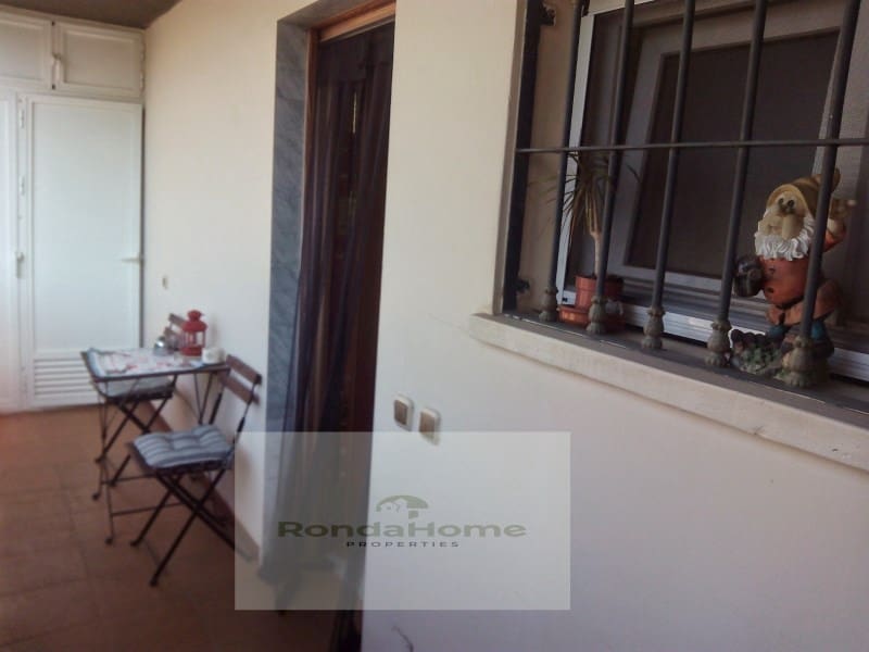 Piso de 2 habitaciones en Torremolinos en alquiler con piscina - 1.400 € (Ref: 9901268)