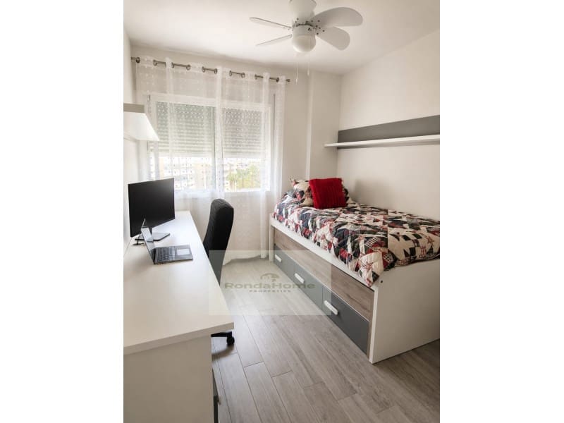 3 camera da letto Appartamento da affittare in Arroyo de la Miel con piscina garage - 2.250 € (Rif: 9907456)