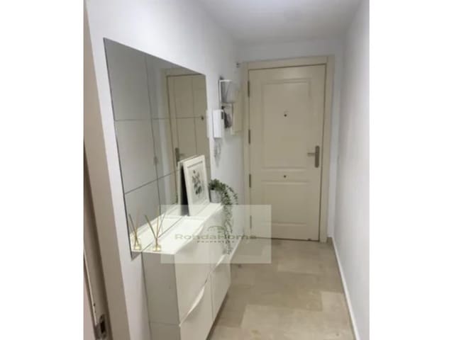 2 bedroom Flat for rent in Parque Central, Estepona with garage - € 1,500 (Ref: 9938099)