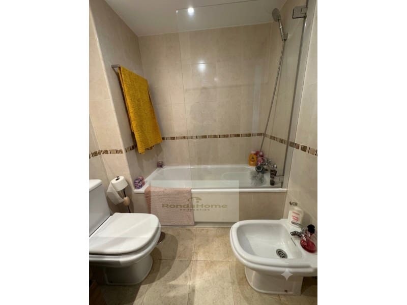 Appartement de 3 chambres à louer à Torremolinos avec piscine garage - 1 600 € (Ref: 9939892)
