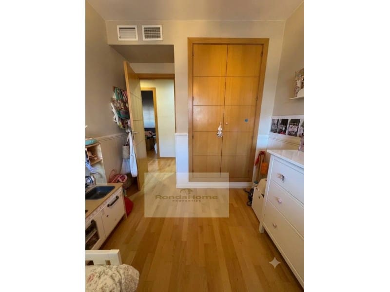 Appartement de 3 chambres à louer à Torremolinos avec piscine garage - 1 600 € (Ref: 9939892)
