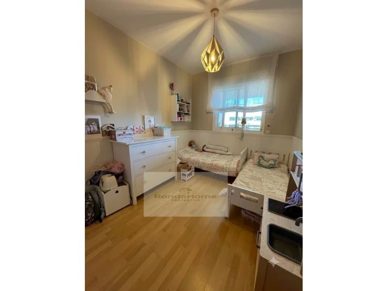 Appartement de 3 chambres à louer à Torremolinos avec piscine garage - 1 600 € (Ref: 9939892)