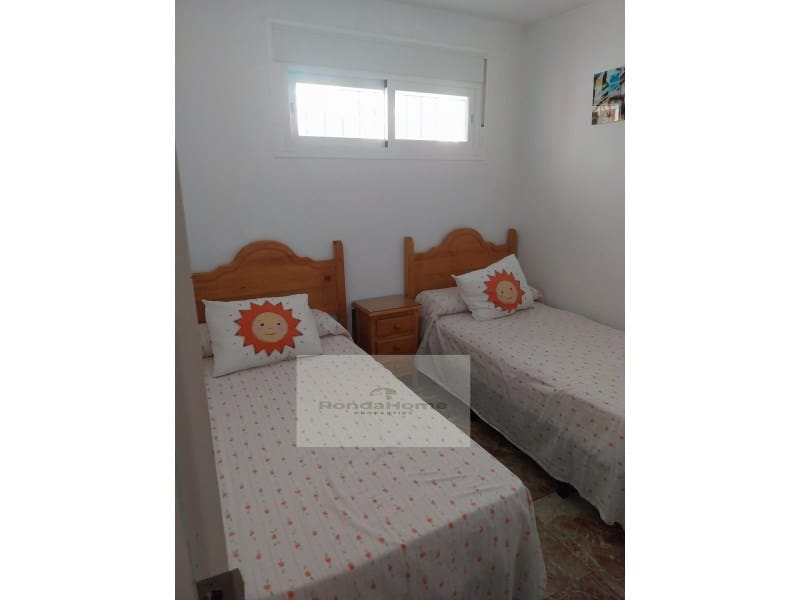 2 bedroom Flat for rent in Fuengirola with pool garage - € 1,350 (Ref: 9952569)