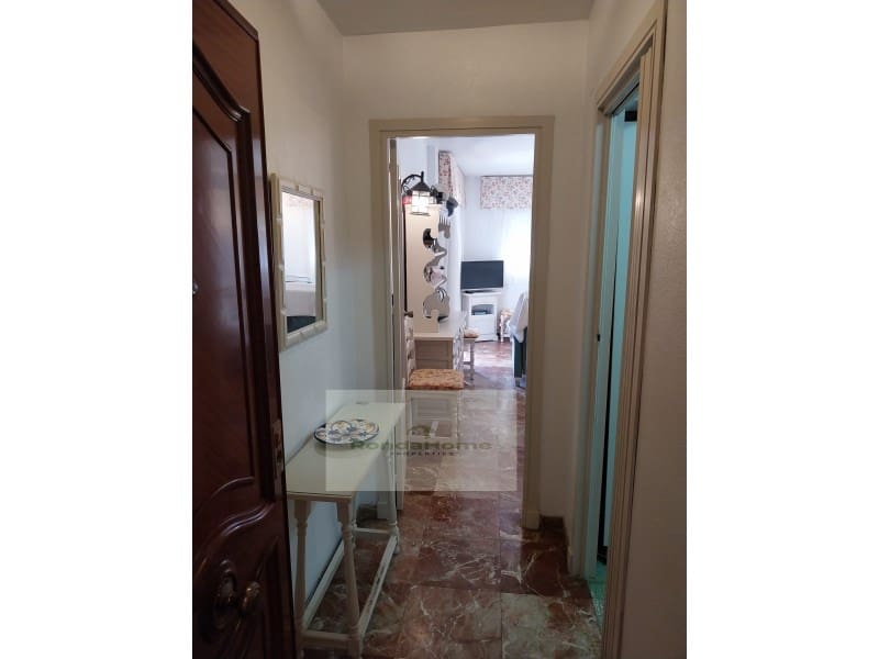 2 bedroom Flat for rent in Fuengirola with pool garage - € 1,350 (Ref: 9952569)