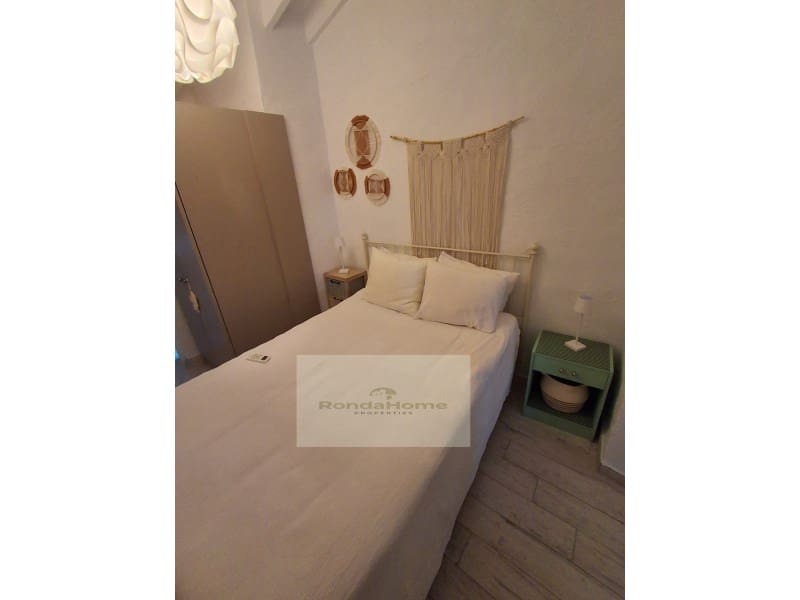 2 bedroom Townhouse for sale in Alora with garage - € 127,000 (Ref: 9952572)